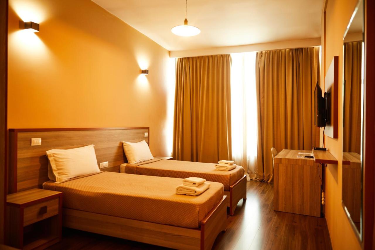 Arc Hotel Tirana Yzberishti Exteriér fotografie